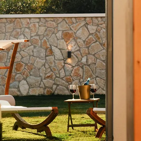 Rustic Charm * Petriti (Corfu)