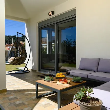 Villa Rustic Charm *