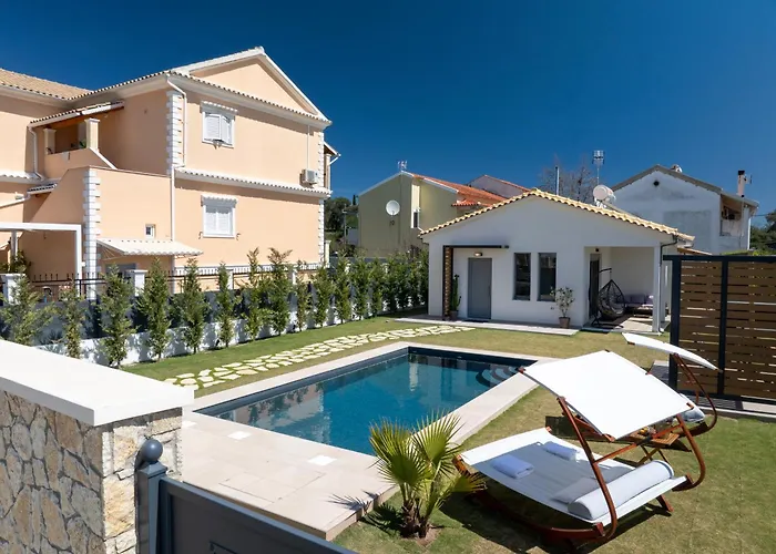 Rustic Charm Petrití